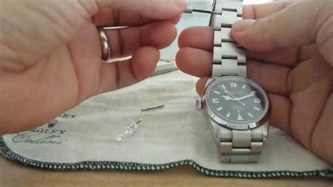 adjusting Rolex Oyster watch band